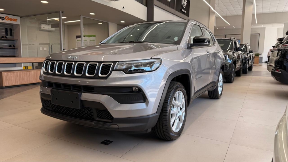 jeep compass 1.3 t270 turbo flex sport at6 4p automatico 2025 jeep compass 1.3 t270 turbo flex sport at6 4p automatico 2025