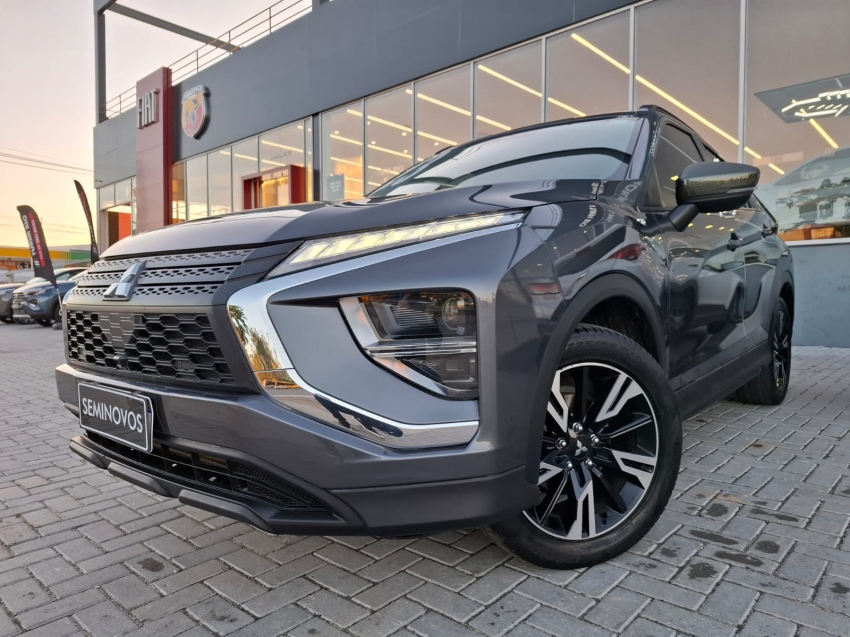 mitsubishi eclipse cross 1.5 mivec turbo gasolina gls cvt 4p automatico 2023 mitsubishi eclipse cross 1.5 mivec turbo gasolina gls cvt 4p automatico 2023