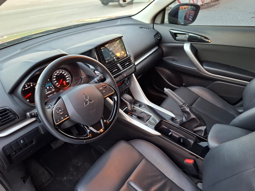 mitsubishi eclipse cross 1.5 mivec turbo gasolina gls cvt 4p automatico 2023 mitsubishi eclipse cross 1.5 mivec turbo gasolina gls cvt 4p automatico 2023