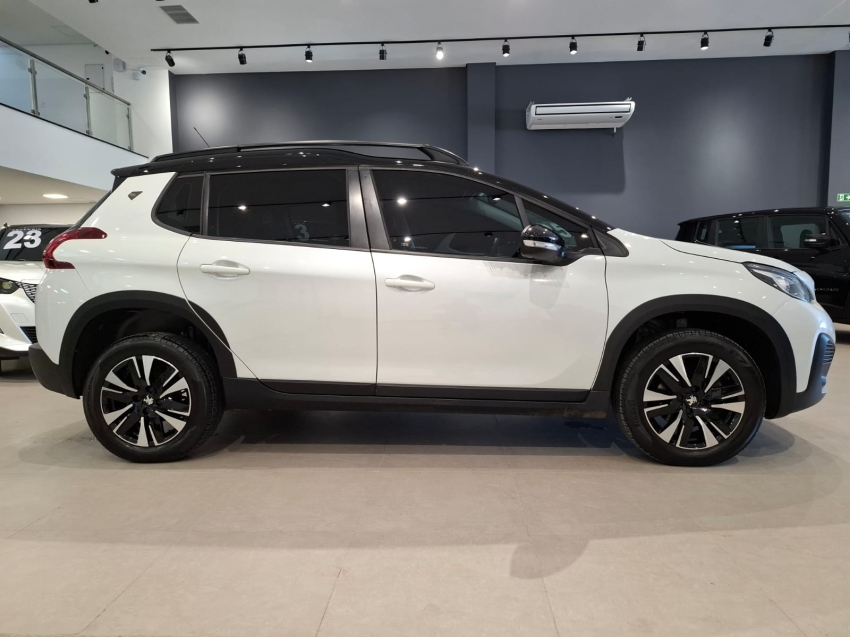 peugeot 2008 1.6 16v flex roadtrip 4p automatico 2023 peugeot 2008 1.6 16v flex roadtrip 4p automatico 2023