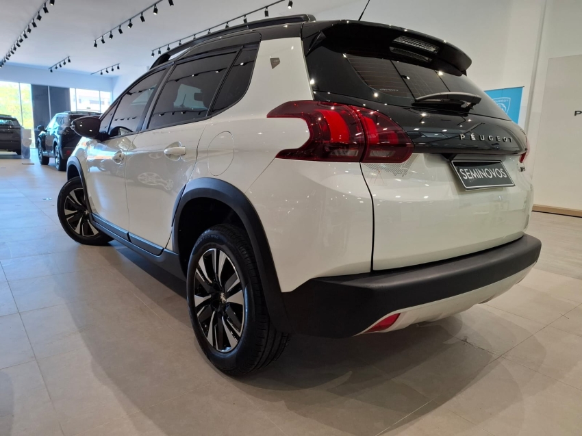 peugeot 2008 1.6 16v flex roadtrip 4p automatico 2023 peugeot 2008 1.6 16v flex roadtrip 4p automatico 2023
