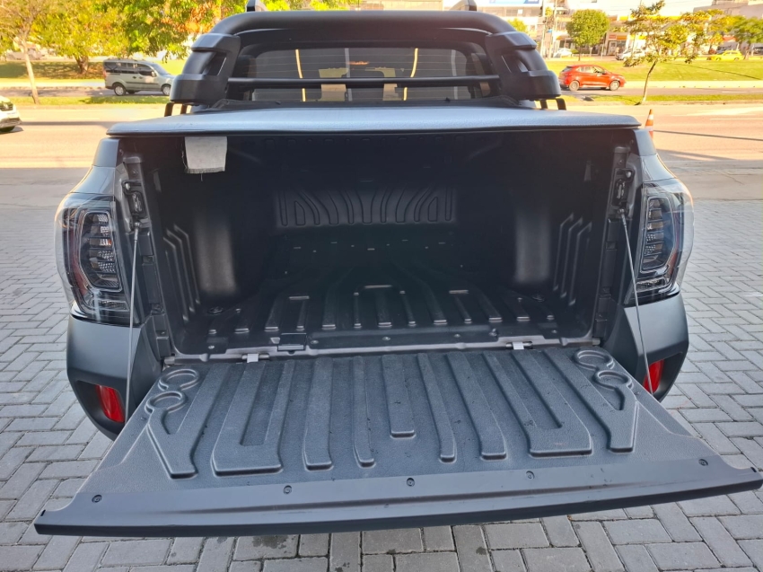 renault oroch 1.3 tce flex outsider x-tronic 4p automatico 2024 renault oroch 1.3 tce flex outsider x-tronic 4p automatico 2024