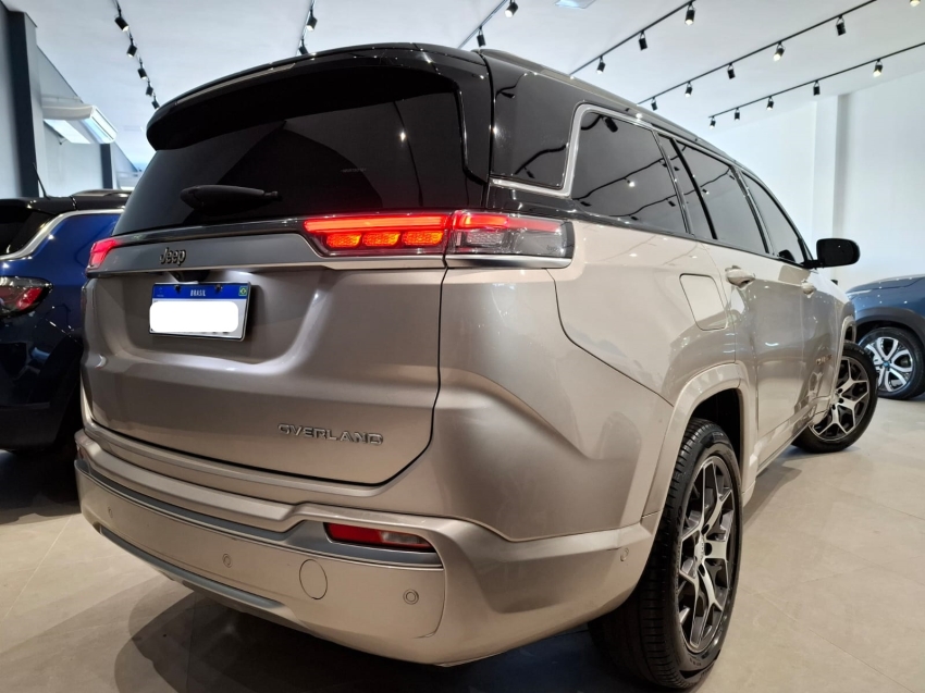 jeep commander 1.3 t270 turbo flex overland at6 4p automatico 2022 jeep commander 1.3 t270 turbo flex overland at6 4p automatico 2022