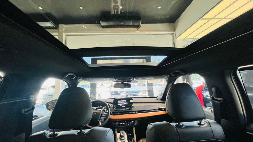 mitsubishi outlander 2.4 phev signature s-awc dht hibrido 4p automatico 2026 mitsubishi outlander 2.4 phev signature s-awc dht hibrido 4p automatico 2026