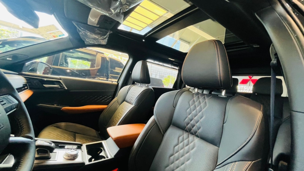 mitsubishi outlander 2.4 phev signature s-awc dht hibrido 4p automatico 2026 mitsubishi outlander 2.4 phev signature s-awc dht hibrido 4p automatico 2026