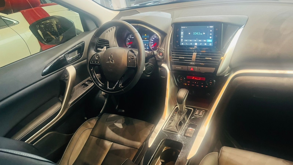 mitsubishi eclipse cross 1.5 mivec turbo gasolina hpe cvt 4p automatico 2025 mitsubishi eclipse cross 1.5 mivec turbo gasolina hpe cvt 4p automatico 2025