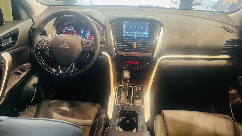 mitsubishi eclipse cross 1.5 mivec turbo gasolina hpe cvt 4p automatico 2025 mitsubishi eclipse cross 1.5 mivec turbo gasolina hpe cvt 4p automatico 2025