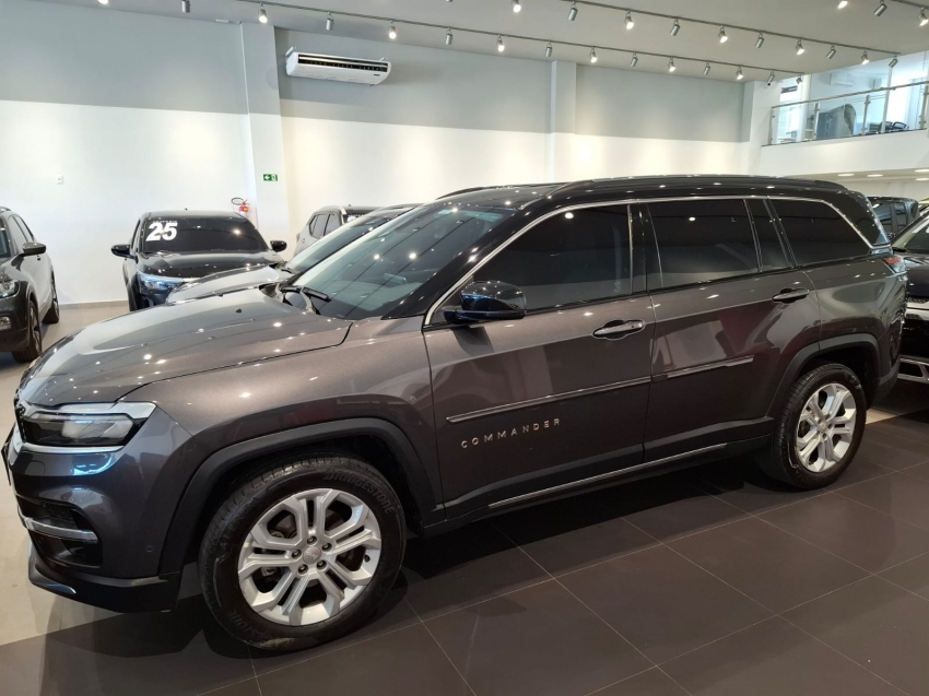 jeep commander 1.3 t270 turbo flex longitude at6 4p automatico 20244