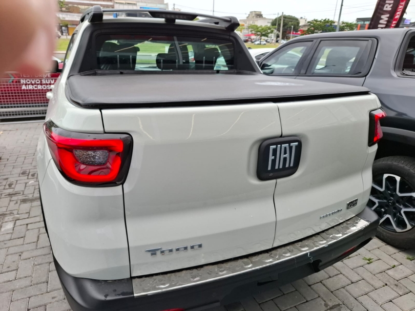 fiat toro 1.3 turbo 270 flex freedom at6 4p automatico 20252