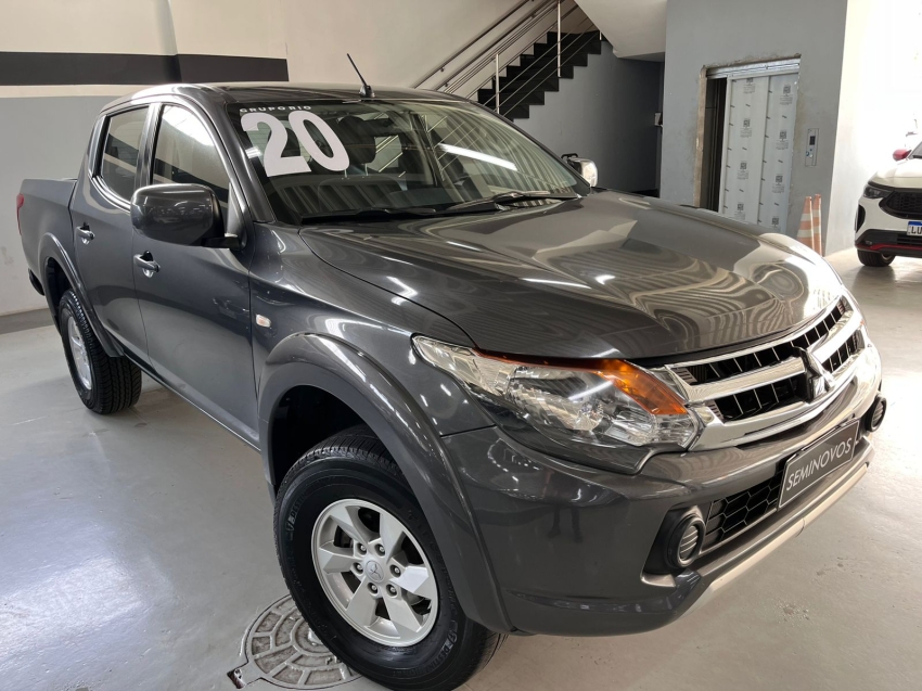 mitsubishi l200 triton 2.4 16v turbo diesel sport gls cd 4p 4x4 automatico 2020