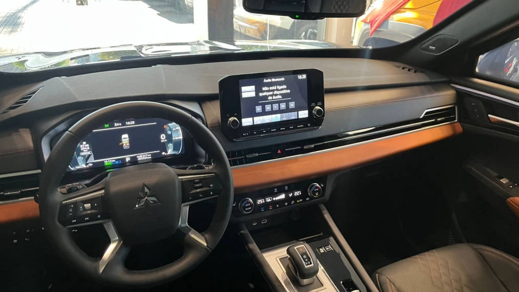 mitsubishi outlander 2.4 phev signature s-awc dht hibrido 4p automatico 20265