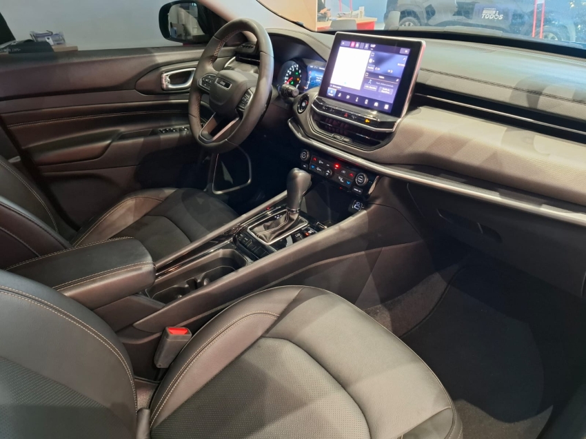 jeep compass 1.3 t270 turbo flex longitude at6 4p automatico 20236