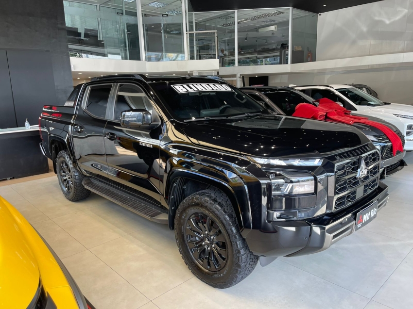 mitsubishi triton 2.4 biturbo diesel cd katana 4x4 automatico 4p 2026