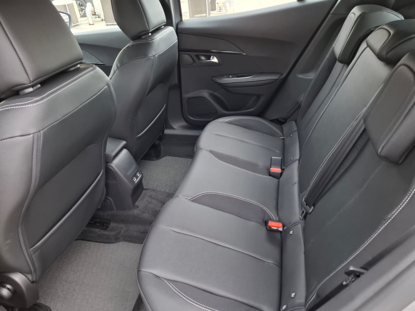 peugeot 2008 1.0 turbo 200 flex allure cvt 4p automatico 202511