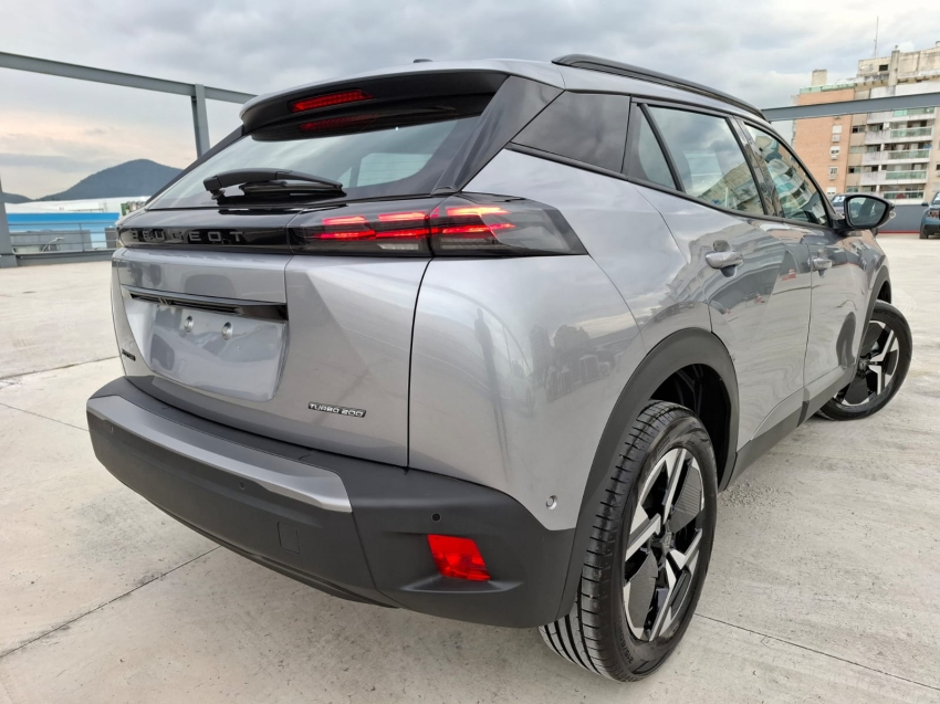 peugeot 2008 1.0 turbo 200 flex allure cvt 4p automatico 20252