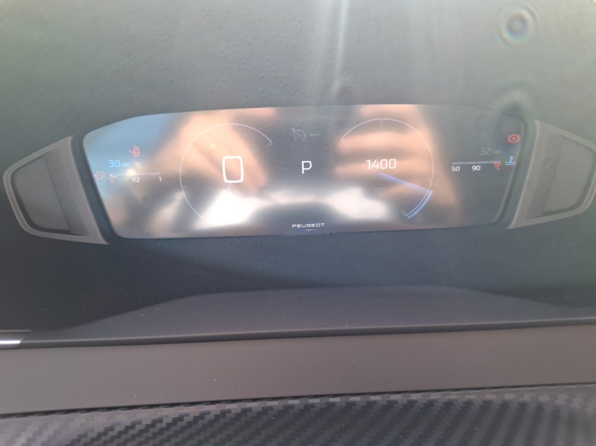 peugeot 208 1.0 turbo 200 flex allure cvt 4p automatico 202511
