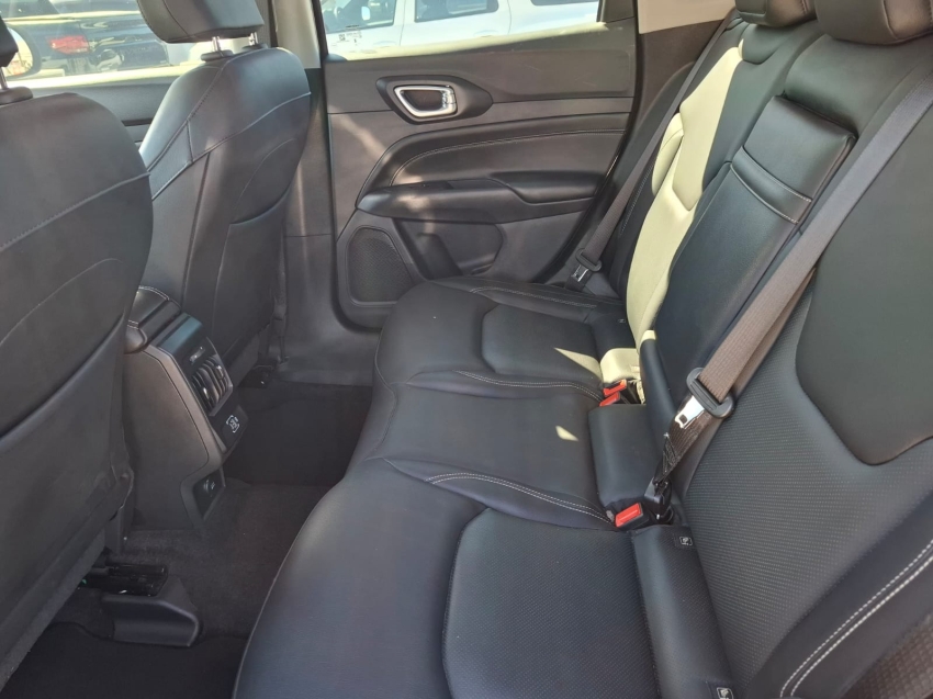 jeep compass 1.3 t270 turbo flex longitude at6 4p automatico 202310