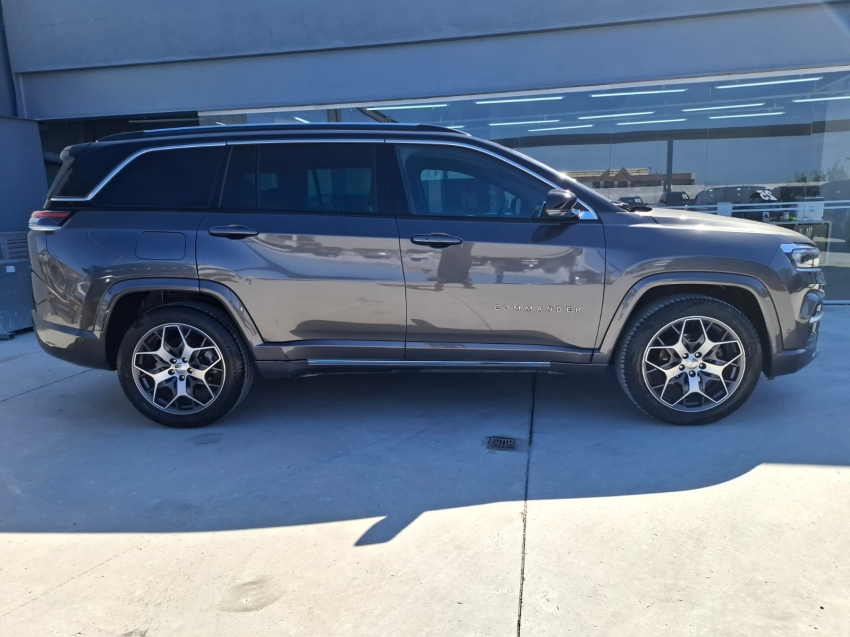 jeep commander 1.3 t270 turbo flex overland at6 4p automatico 20251