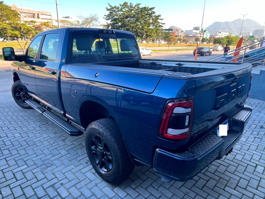 ram 2500 6.7 i6 turbo diesel laramie night edition cd 4x4 automatico 4p 20242