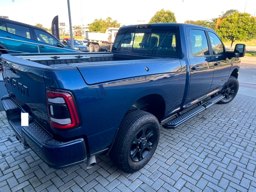 ram 2500 6.7 i6 turbo diesel laramie night edition cd 4x4 automatico 4p 20241