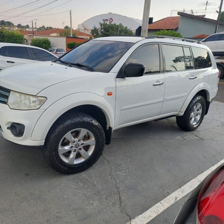 pajero dakar 3.2 5 lug pajero dakar 3.2 5 lug