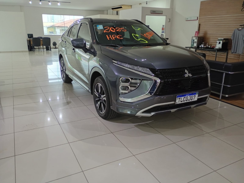 mitsubishi eclipse cross 1.5 mivec turbo gasolina hpe cvt 4p automatico 2025 mitsubishi eclipse cross 1.5 mivec turbo gasolina hpe cvt 4p automatico 2025