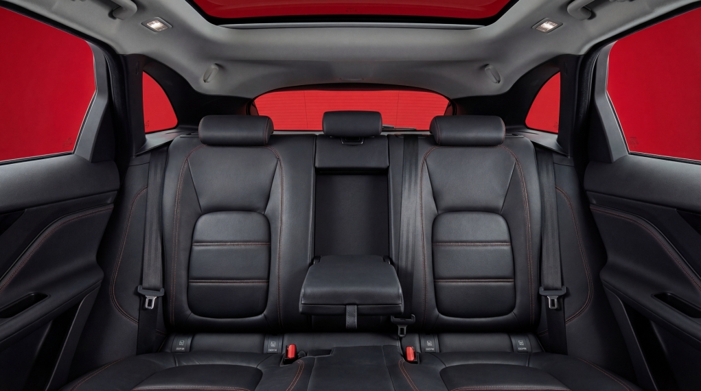 jaguar f-pace, prestige 2.0 turbo, diesel, awc, 4p, automatico8