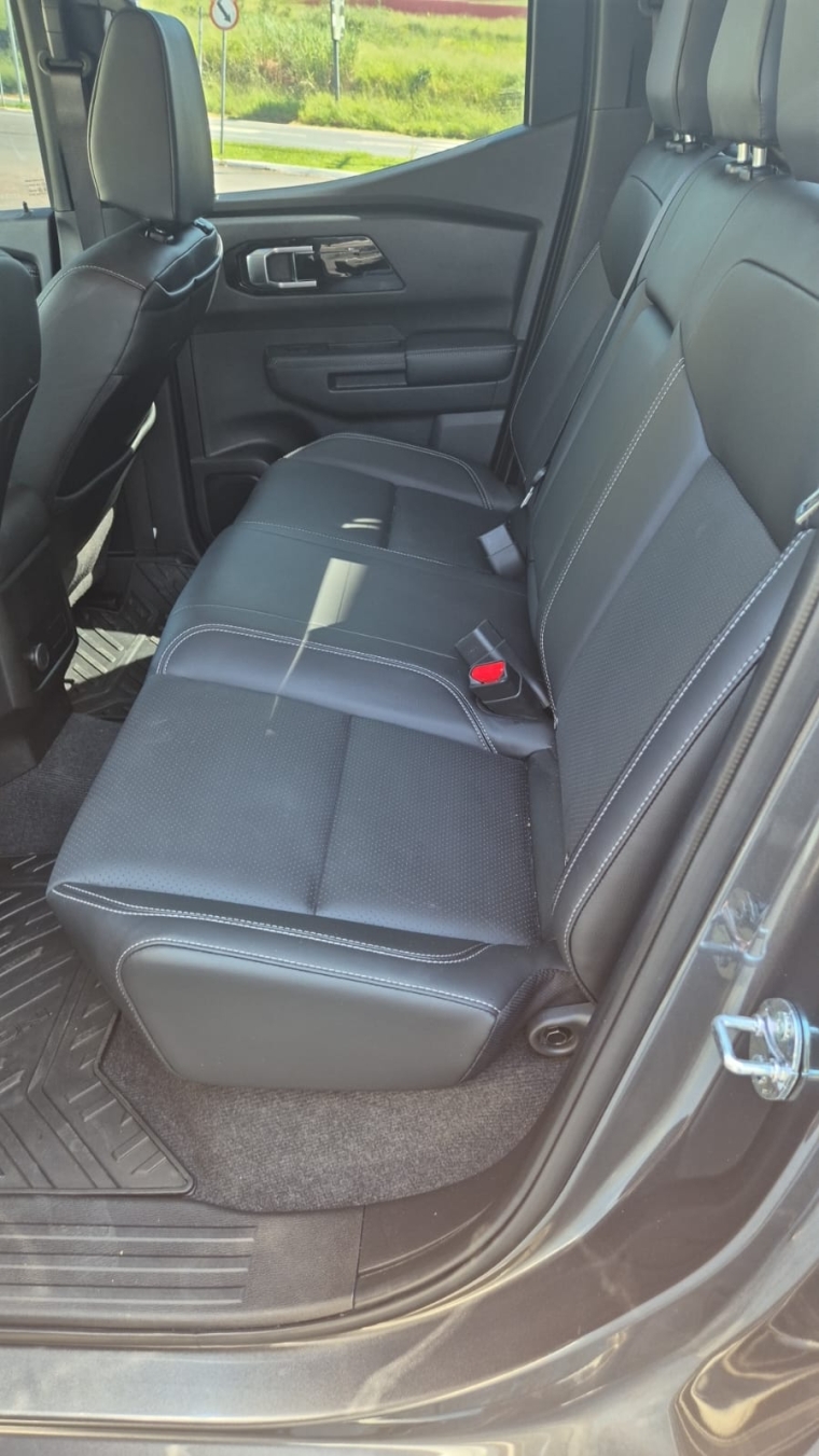 mitsubishi triton 2.4 biturbo diesel cd hpe 4x4 automatico 4p 20262