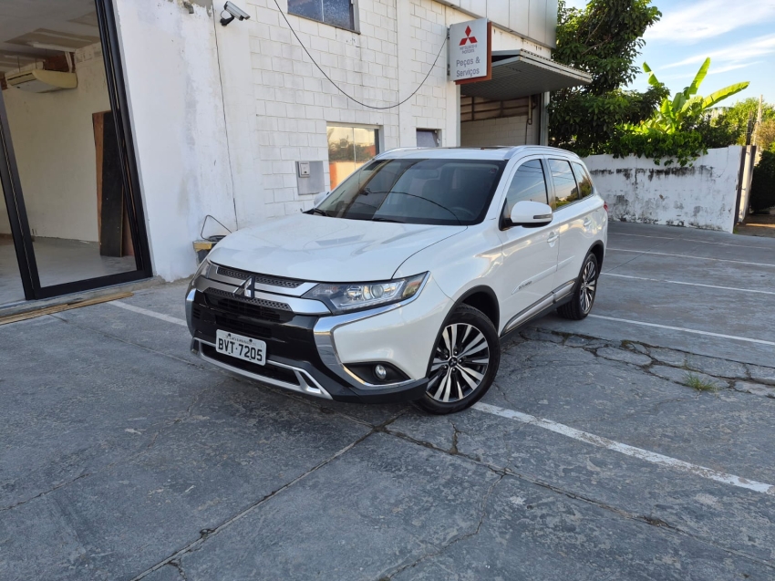 mitsubishi outlander 2.0 mivec gasolina hpe automatico 1.6 4p 20192