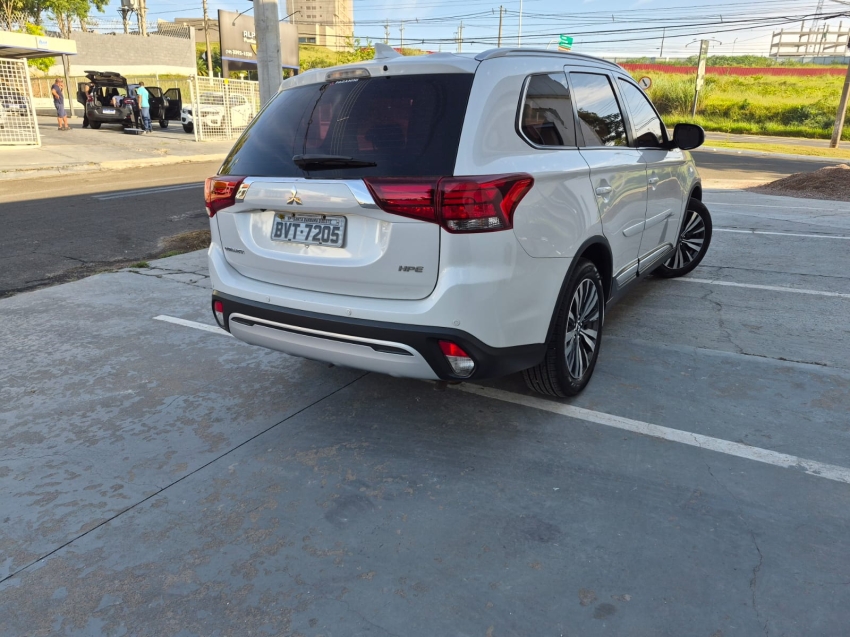 mitsubishi outlander 2.0 mivec gasolina hpe automatico 1.6 4p 20193