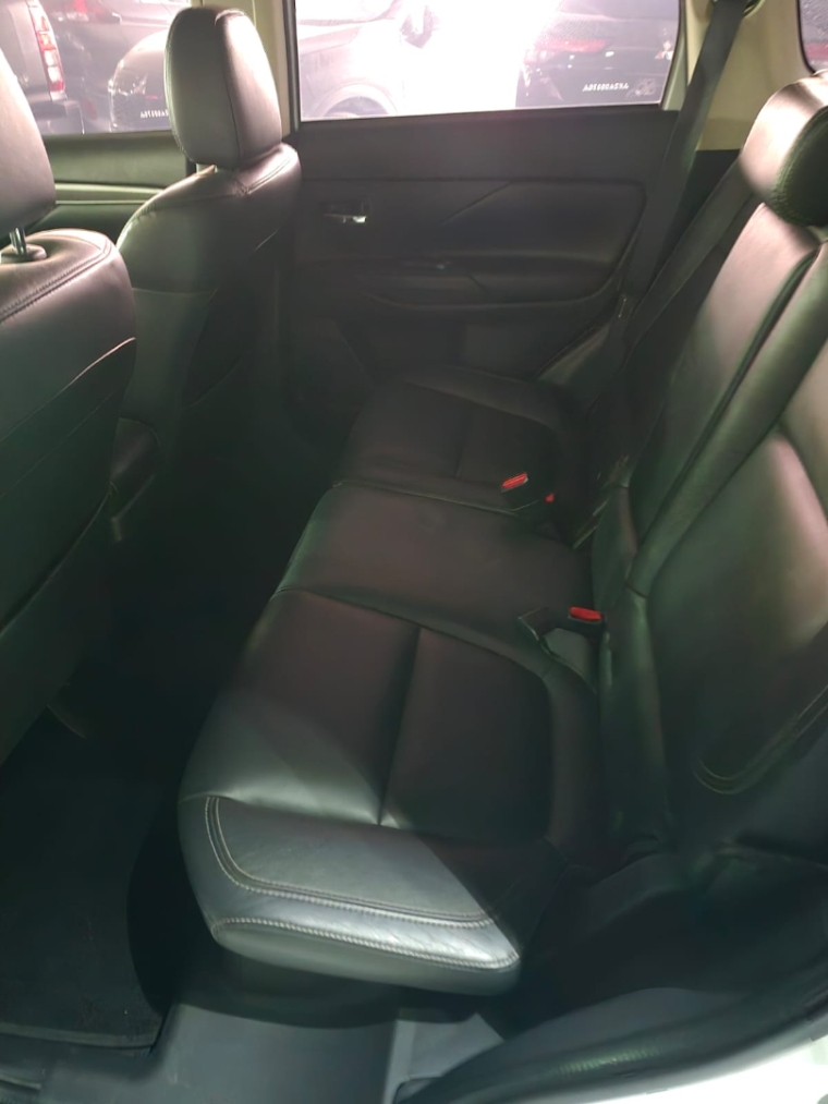 mitsubishi outlander 2.0 mivec gasolina hpe automatico 4p 20197
