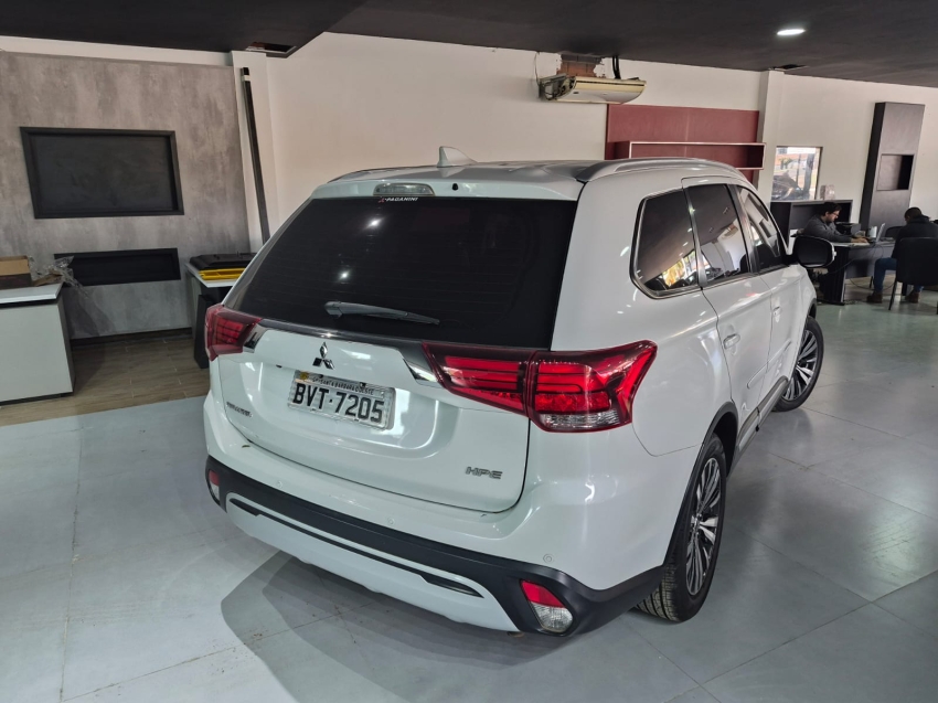 mitsubishi outlander 2.0 mivec gasolina hpe automatico 4p 20192