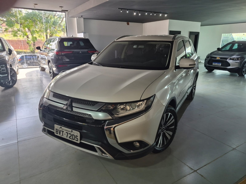 mitsubishi outlander 2.0 mivec gasolina hpe automatico 4p 20191