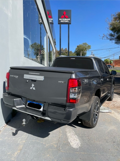 mitsubishi l200 triton 2.4 16v turbo diesel sport hpe-s cd 4p 4x4 automatico 20241