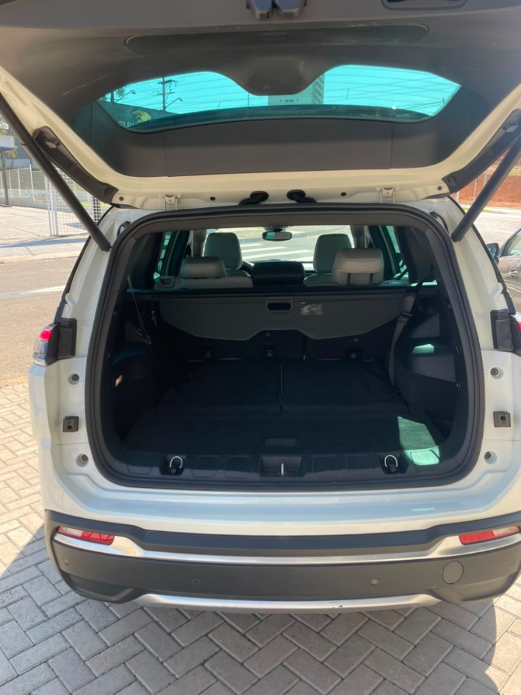 jeep commander 2.0 td380 turbo diesel limited at9 4p automatico 20224