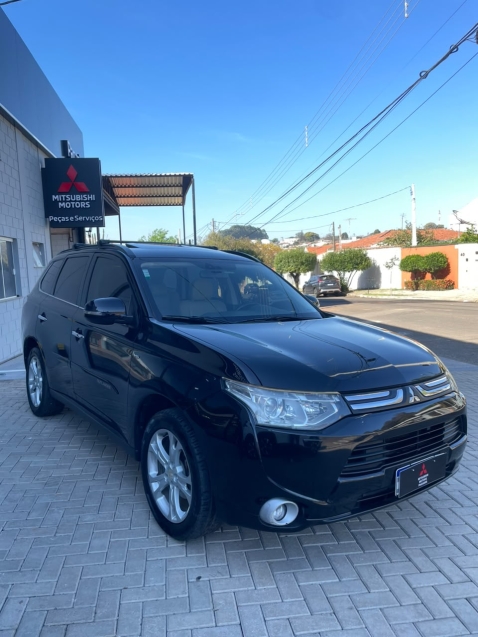 mitsubishi outlander 3.0 gt 4x4 v6 24v gasolina 4p automatico 20152