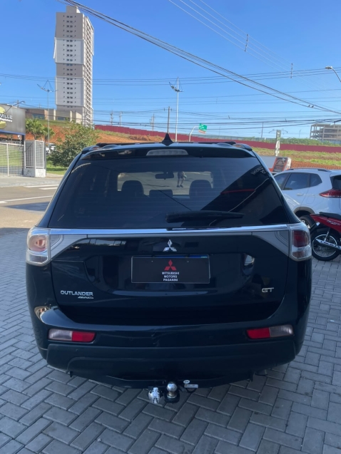 mitsubishi outlander 3.0 gt 4x4 v6 24v gasolina 4p automatico 20153