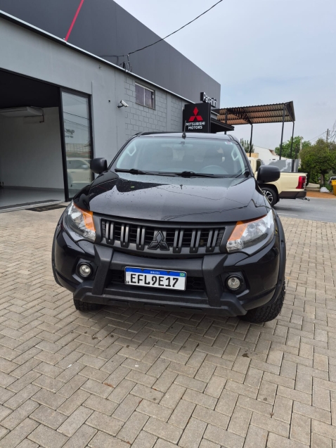 mitsubishi l200 triton 2.4 16v turbo diesel sport glx outdoor cd 4p 4x4 manual 20200
