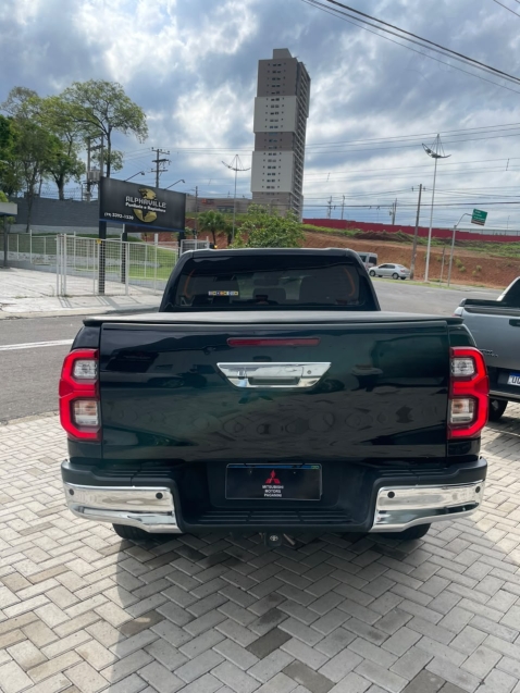 toyota hilux 2.8 d-4d turbo diesel cd srv 4x4 automatico 4p 20226