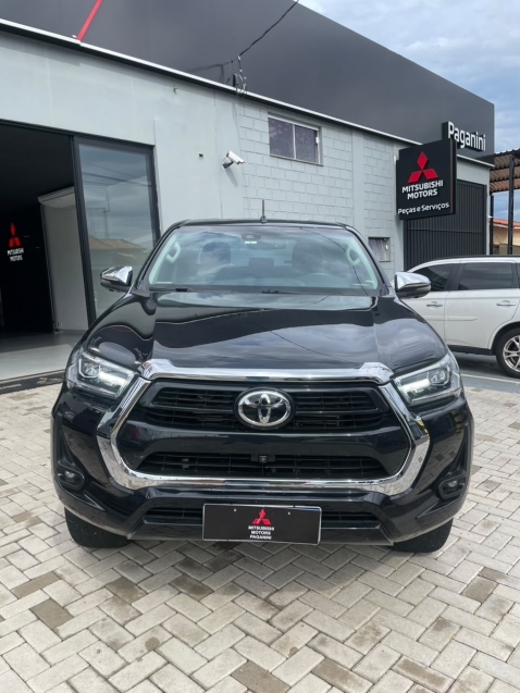 toyota hilux 2.8 d-4d turbo diesel cd srv 4x4 automatico 4p 20224