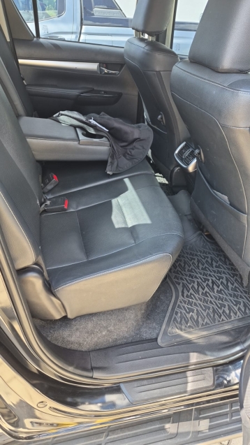 toyota hilux 2.8 d-4d turbo diesel cd srv 4x4 automatico 4p 20223