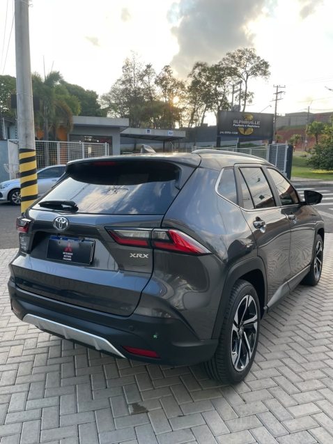 toyota yaris cross 1.5 vvt-i flex xrx cvt 4p automatico 20265