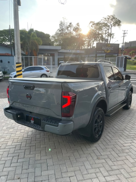 nissan frontier 2.3 16v turbo diesel pro4x cd 4x4 automatico 2.4 4p 20237