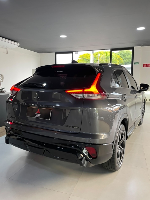 mitsubishi eclipse cross 1.5 mivec turbo gasolina hpe-s s-awc black cvt 4p automatico 20264