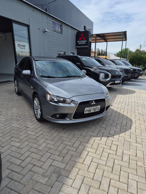 mitsubishi lancer 2.0 cvt 16v gasolina 4p automatico 20141
