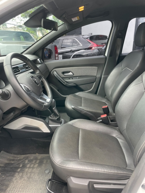 renault duster 1.3 tce flex iconic x-tronic 4p automatico 20231