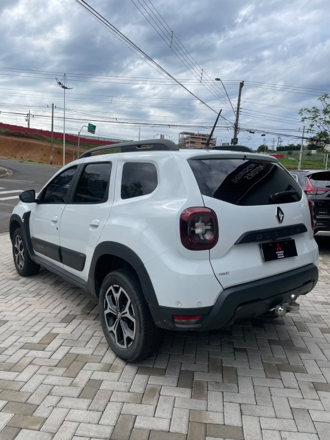 renault duster 1.3 tce flex iconic x-tronic 4p automatico 20235