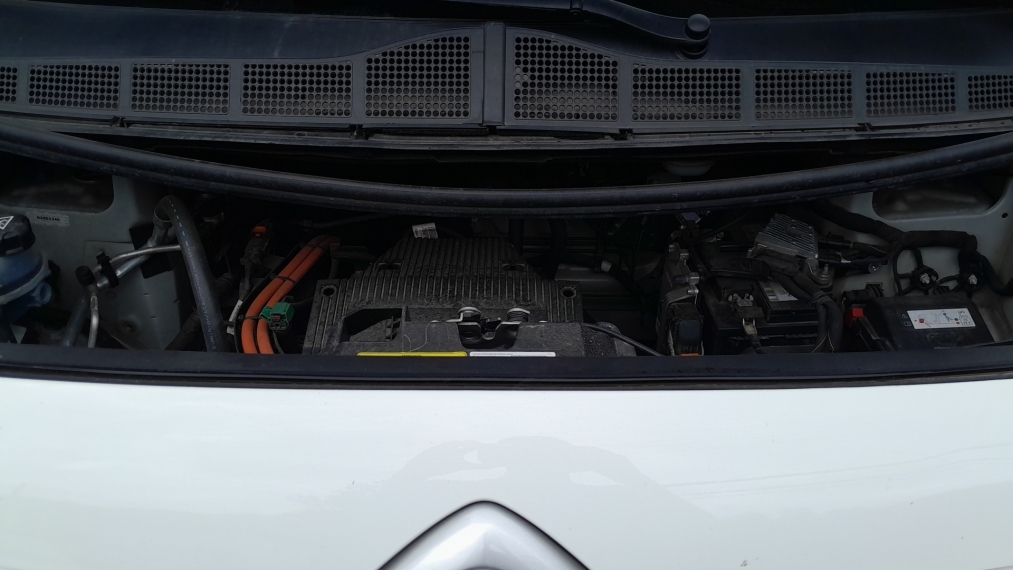 citroen jumpy 75 kw eletrico automatico.