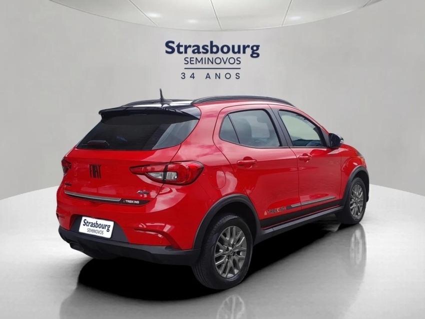 fiat argo 1.8 e.torq flex trekking at6