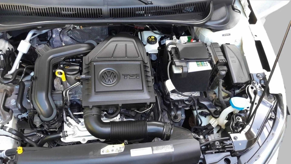 volkswagen polo 1.0 200 tsi comfortline automatico.
